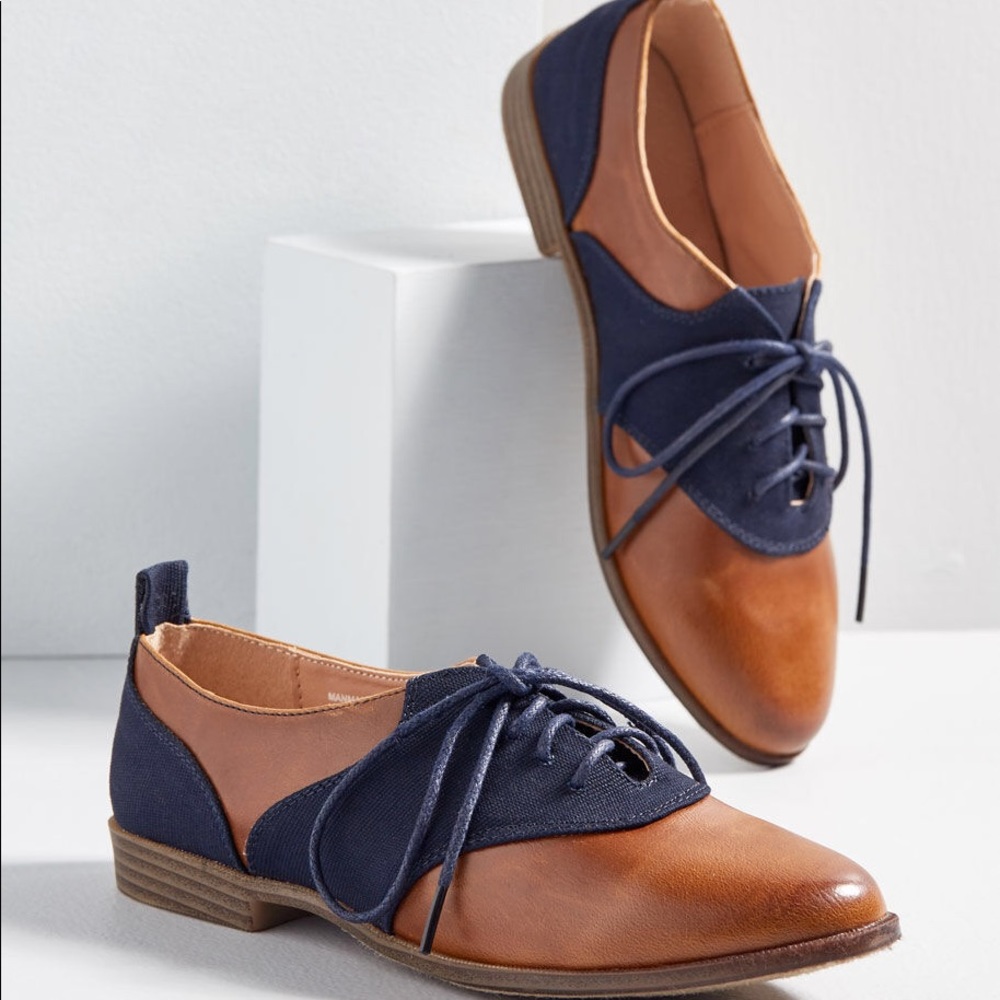 Brown Oxfords with Navy Blue Details | Restricted